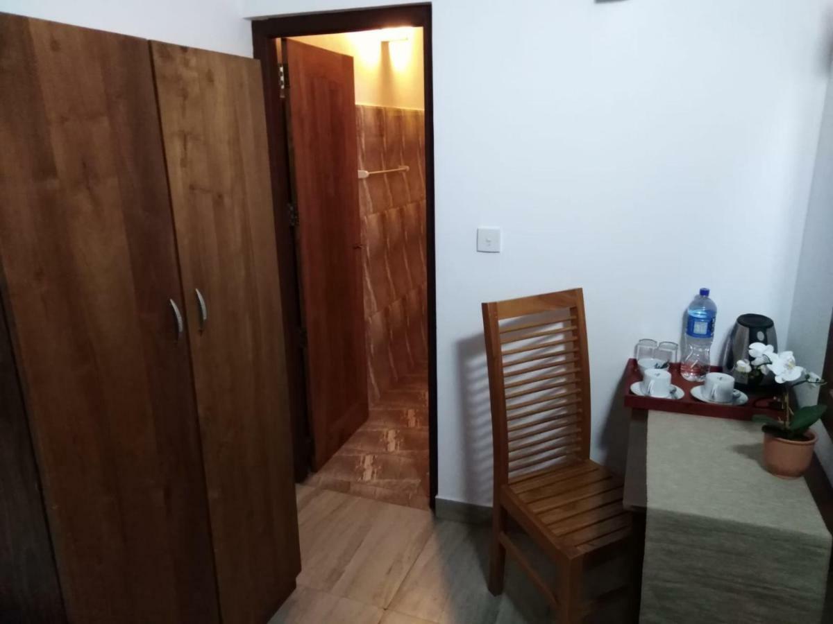 Lija Residence Negombo Kültér fotó